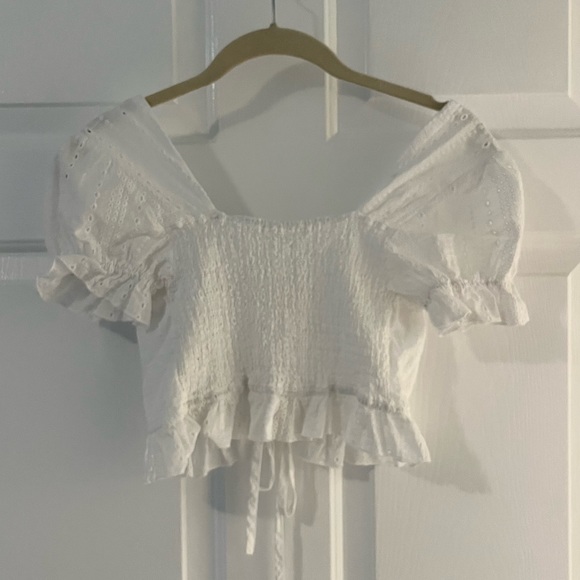 Romwe Short Sleeved Cropped Top - Picture 3 of 3